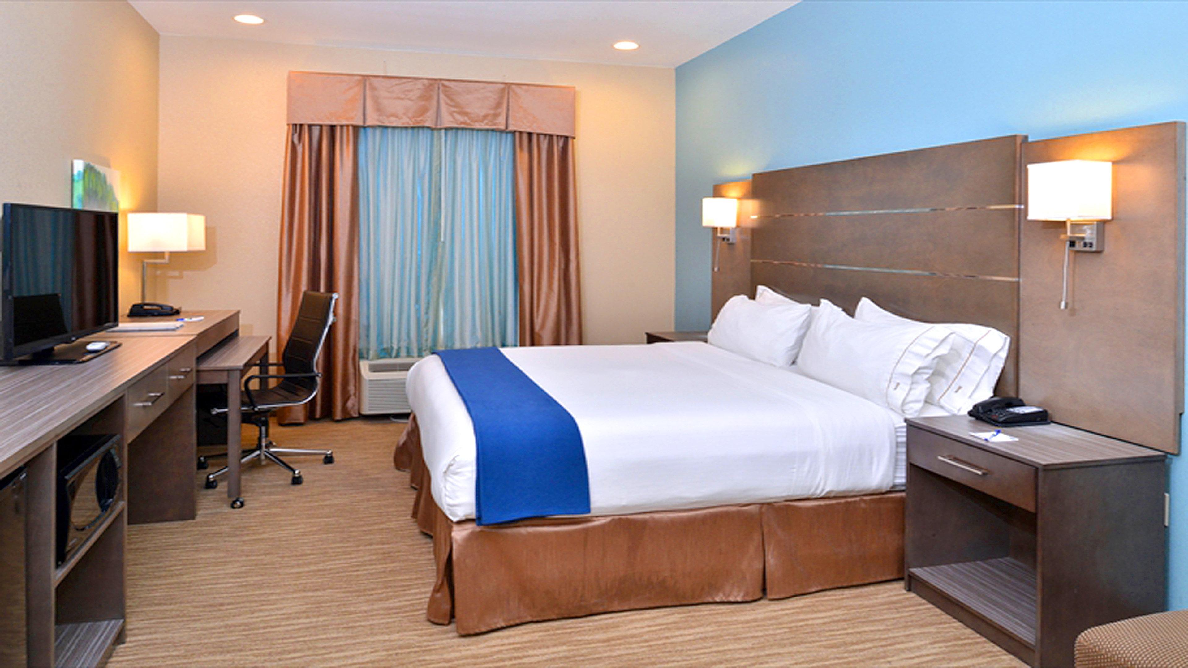 Holiday Inn Express And Suites Schulenburg By Ihg Esterno foto
