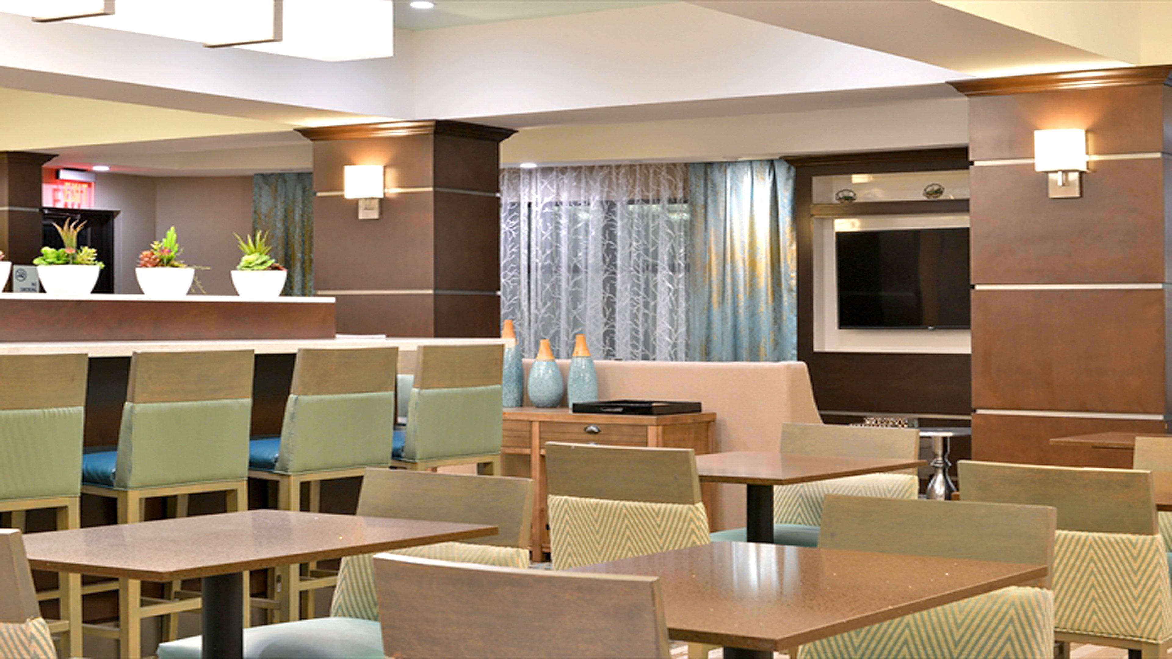Holiday Inn Express And Suites Schulenburg By Ihg Esterno foto