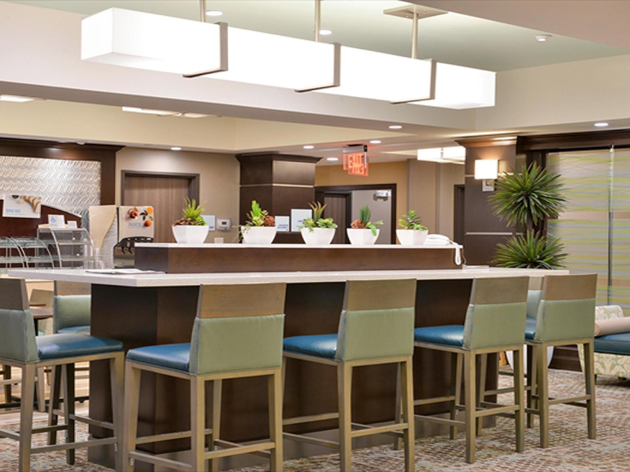 Holiday Inn Express And Suites Schulenburg By Ihg Esterno foto