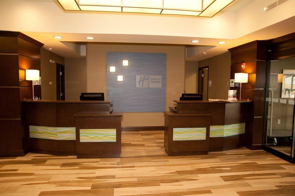 Holiday Inn Express And Suites Schulenburg By Ihg Esterno foto