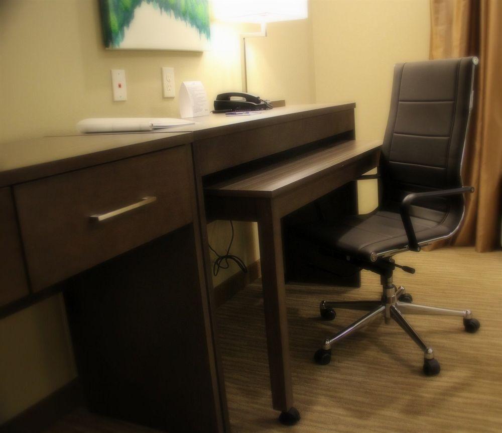 Holiday Inn Express And Suites Schulenburg By Ihg Esterno foto